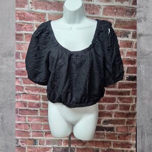 Universal Thread Black Open Knit Cropped Top Medium Puff Sleeve Scoop Neck Linen